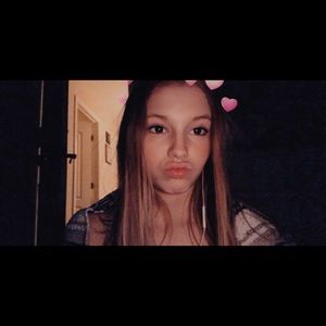 Meet your Posher, Lexie